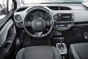 Toyota Yaris Bi-Tone e Style