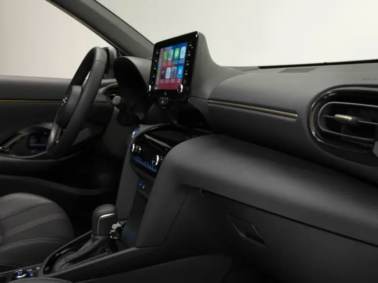 Toyota Yaris Cross - Gli allestimenti Adventure e Premiere - 28