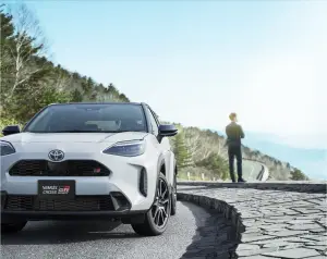 Toyota Yaris Cross GR Sport e Z Adventure - Foto