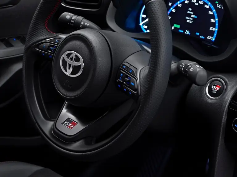 Toyota Yaris Cross GR Sport - Foto ufficiali - 13