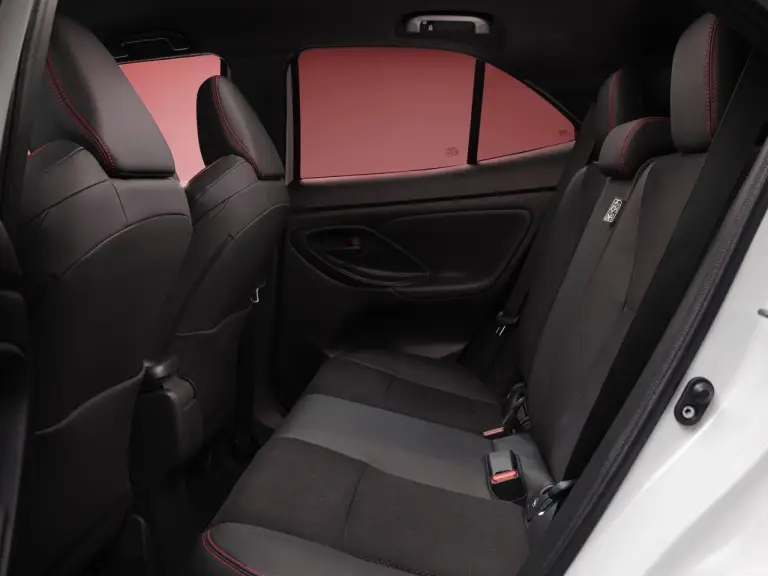 Toyota Yaris Cross GR Sport - Foto ufficiali - 14