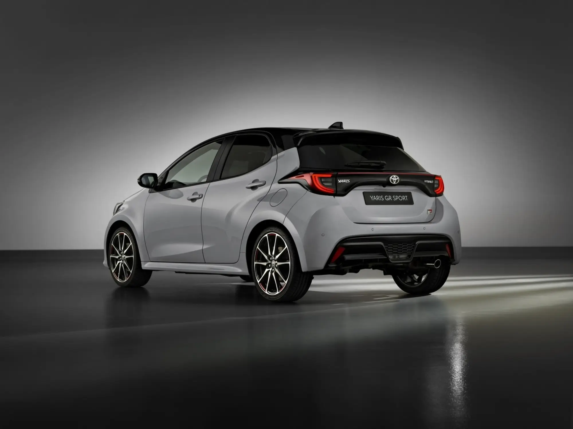 Toyota Yaris GR Sport - Foto - 19