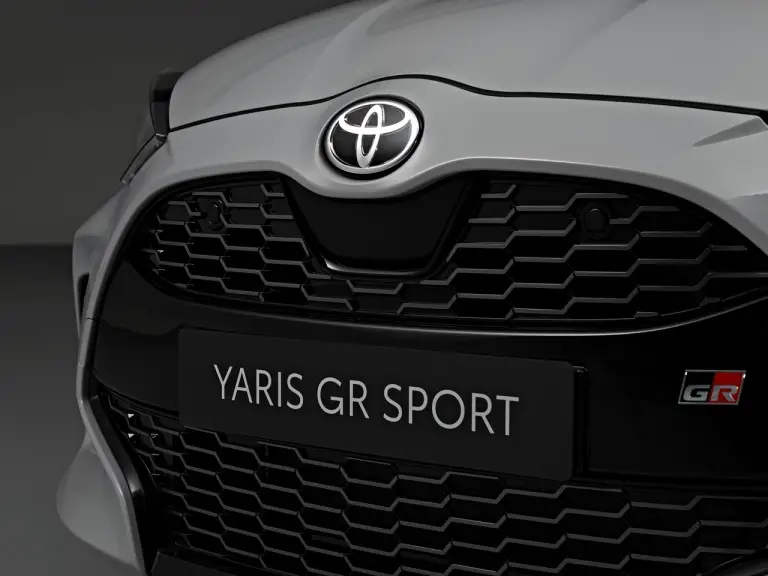 Toyota Yaris GR Sport - Foto - 1