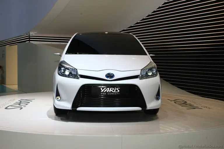 Toyota Yaris HSD Concept Ginevra 2011 - 4
