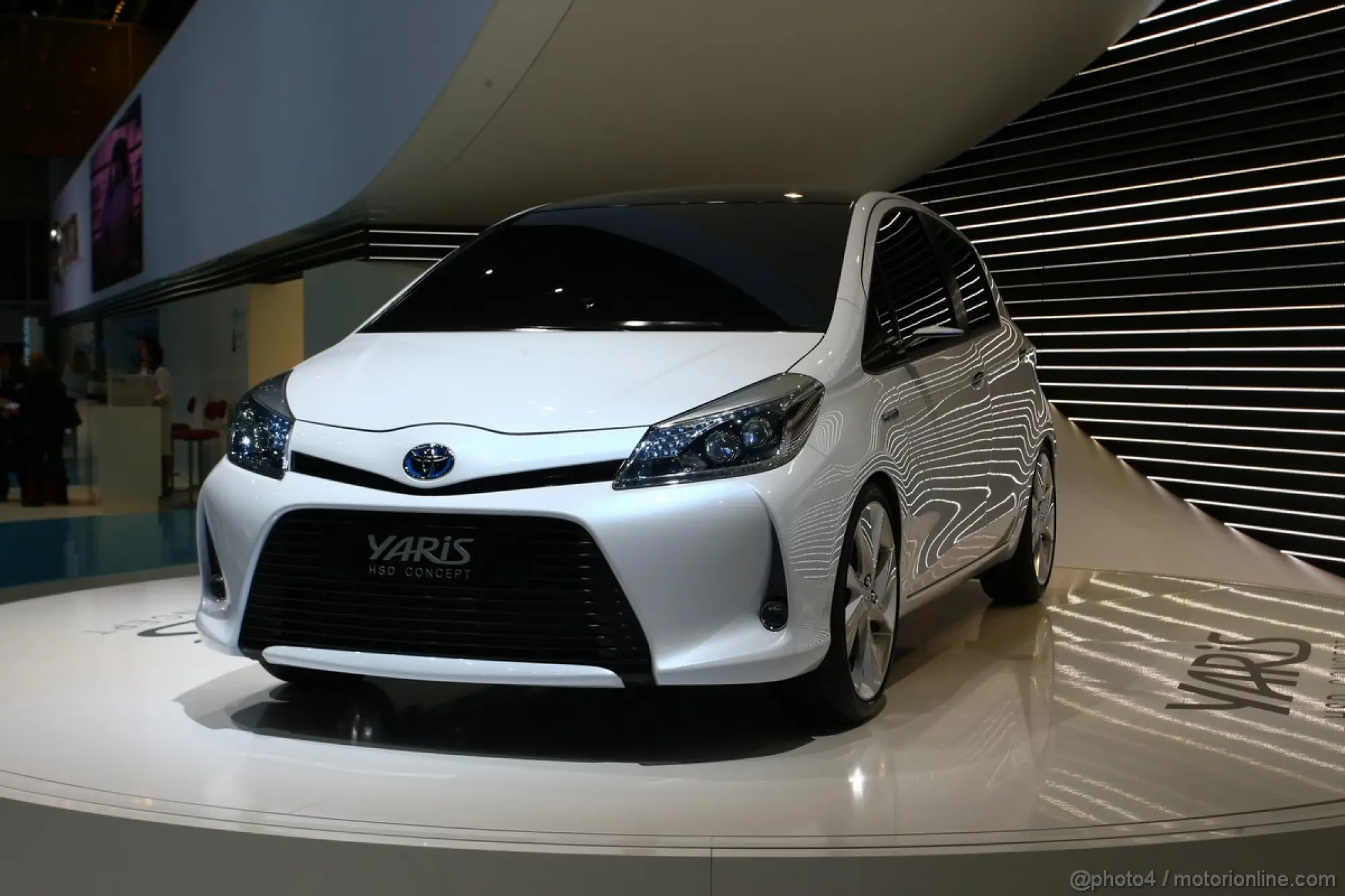 Toyota Yaris HSD Concept Ginevra 2011 - 5