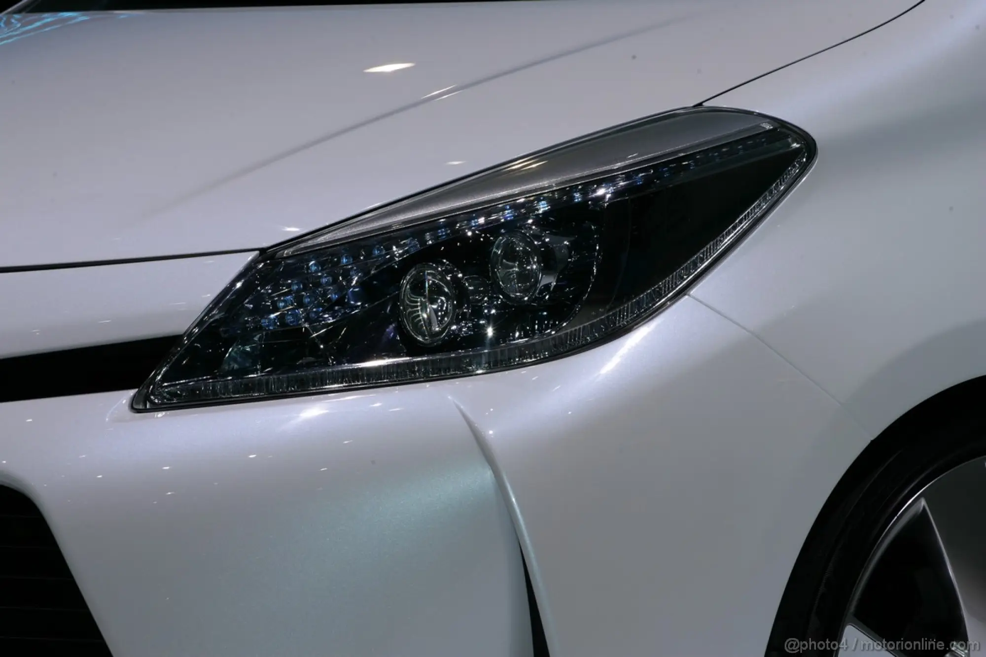Toyota Yaris HSD Concept Ginevra 2011 - 7