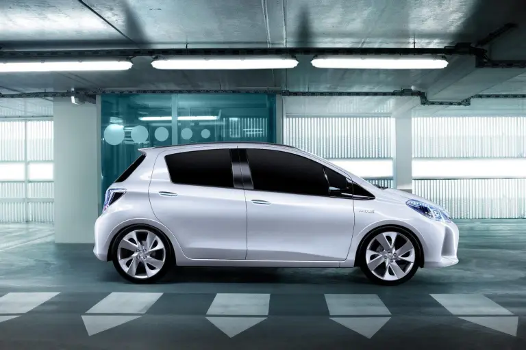 Toyota Yaris HSD Concept - 3