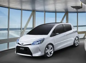 Toyota Yaris HSD Concept - 8