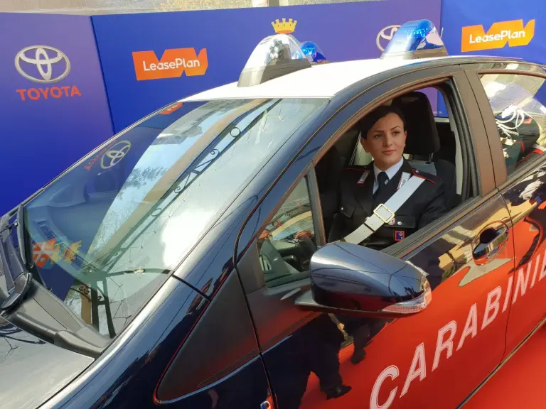 Toyota Yaris Hybrid - Carabinieri - 8