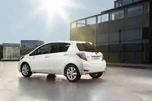 Toyota Yaris Hybrid prime immagini - 2