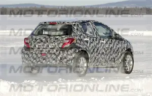 Toyota Yaris SUV 2020 - foto spia