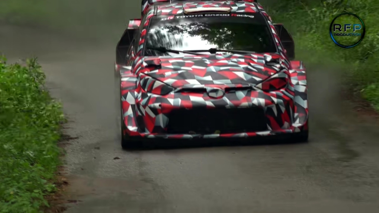 Toyota Yaris WRC video