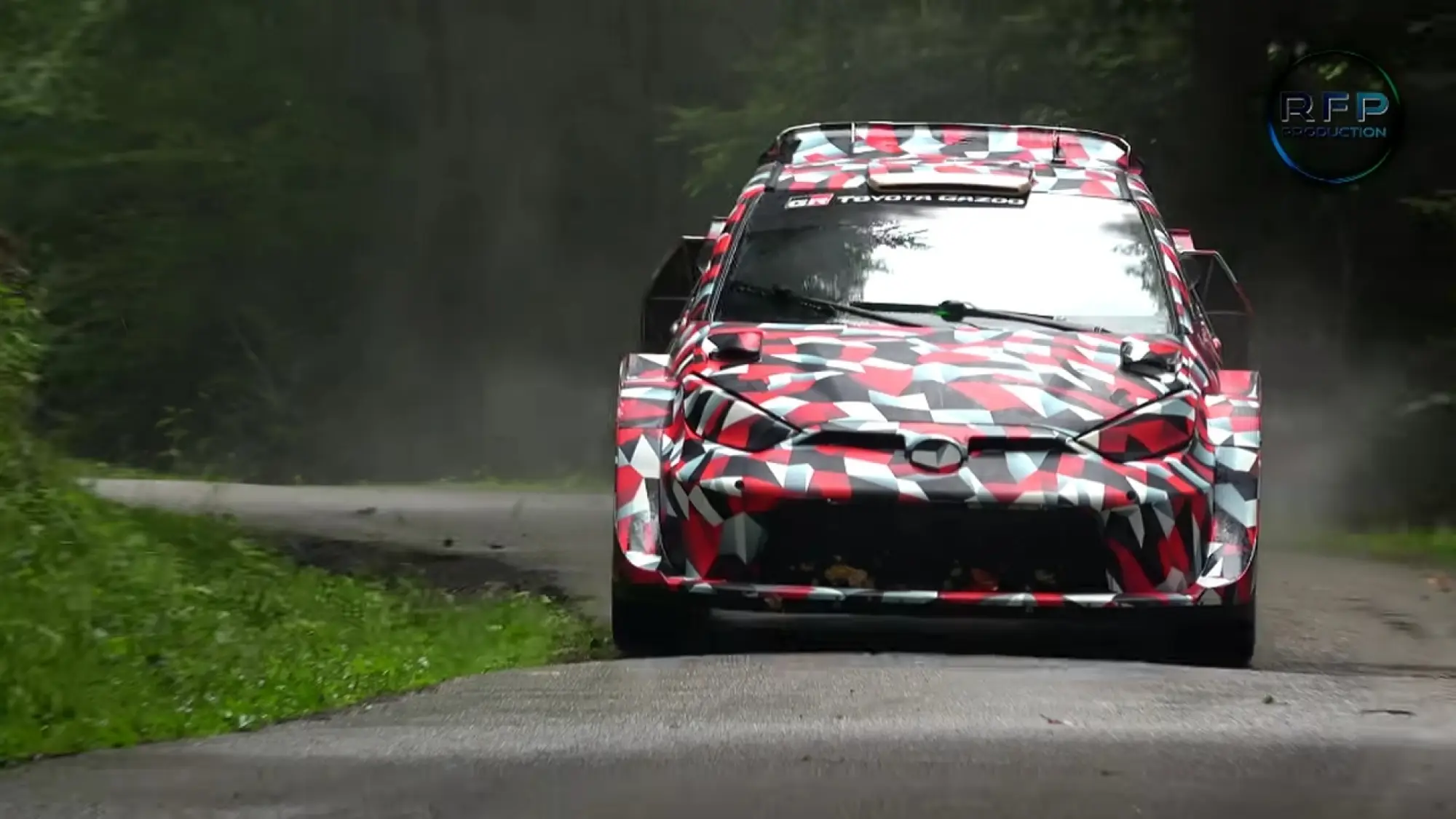 Toyota Yaris WRC video - 4