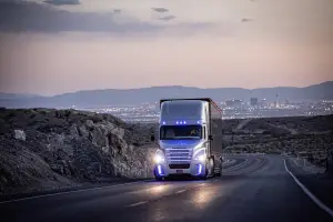 Truck con guida autonoma Daimler - Freightliner Inspiration Truck 