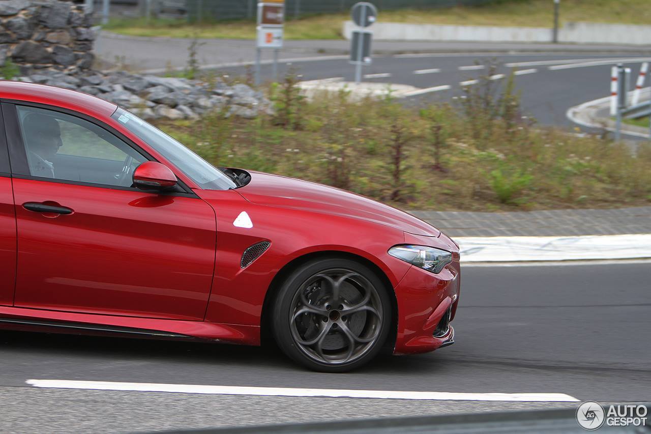 Un misterioso esemplare di Alfa Romeo Giulia Quadrifoglio