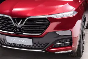 VinFast LUX SA2.0 - 1