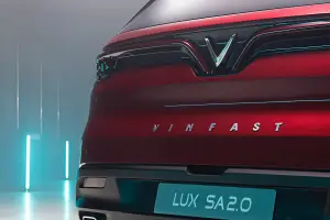 VinFast LUX SA2.0 - 10