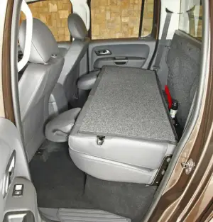 Volkswagen Amarok 2011 - 37