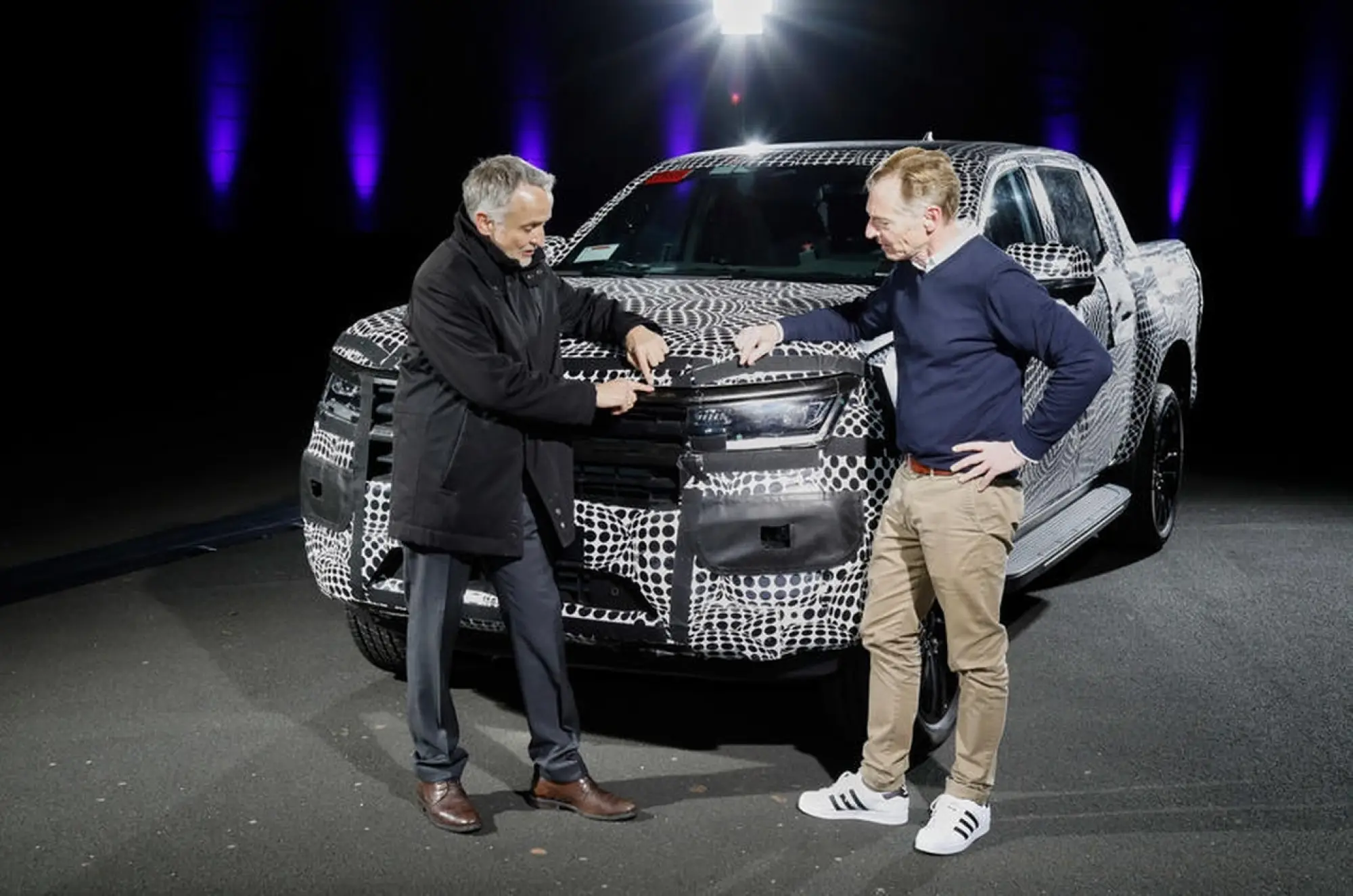 Volkswagen Amarok 2023 prototipo - Foto ufficiali - 1