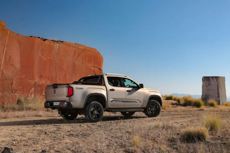 Volkswagen Amarok 2023 - 68