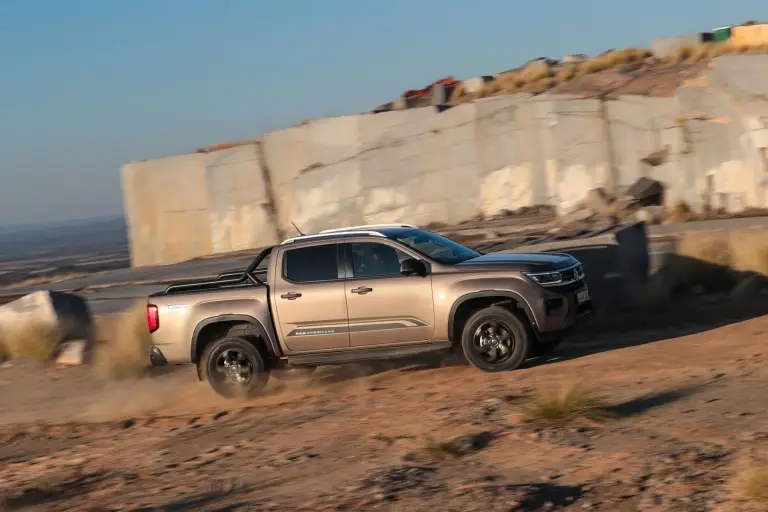 Volkswagen Amarok 2023 - 40