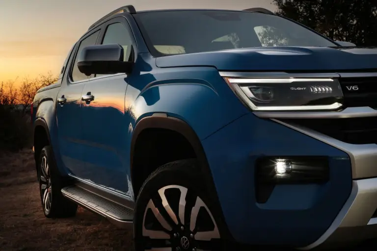 Volkswagen Amarok 2023 - 25