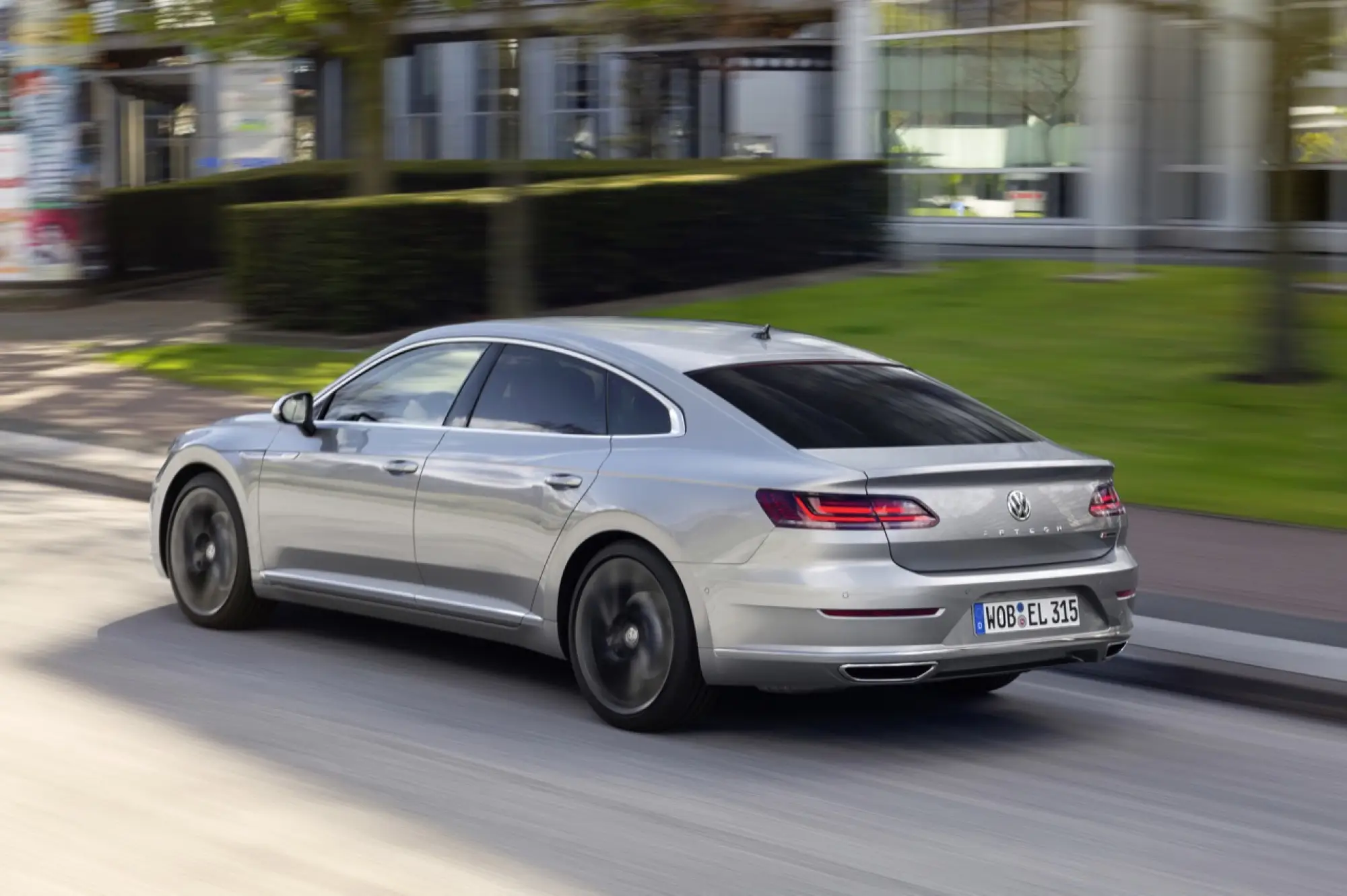 Volkswagen Arteon - nuova galleria - 11