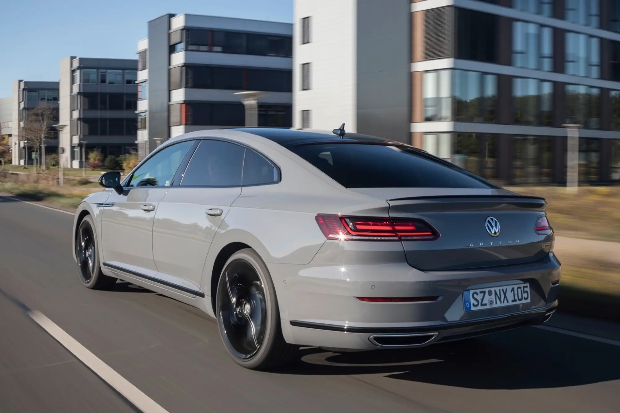 Volkswagen Arteon R-Line - 11