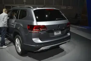 Volkswagen Atlas - Salone di Los Angeles 2016