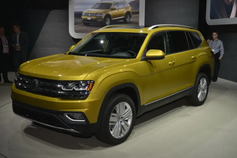 Volkswagen Atlas - Salone di Los Angeles 2016 - 3