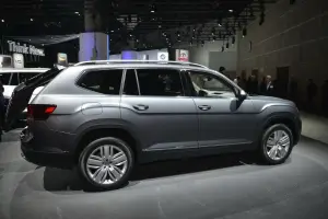 Volkswagen Atlas - Salone di Los Angeles 2016 - 9