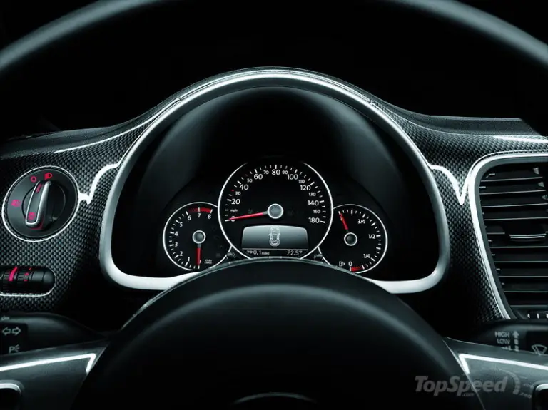 Volkswagen Beetle Black Turbo Launch Edition - 10