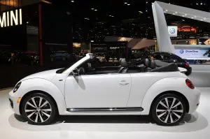 Volkswagen Beetle Convertible R-Line - Salone di Chicago 2013