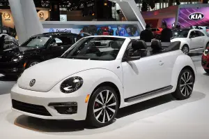 Volkswagen Beetle Convertible R-Line - Salone di Chicago 2013