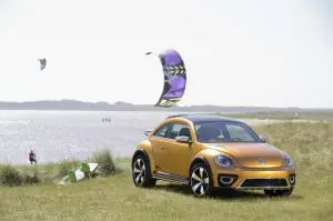 Volkswagen Beetle Dune Concept - Foto ufficiali dinamiche - 6