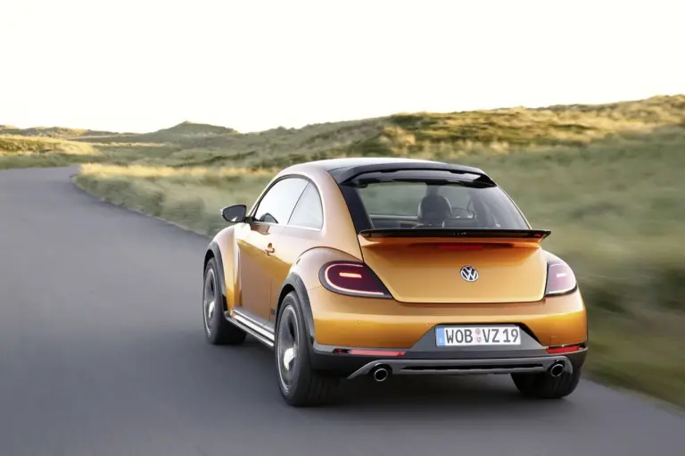 Volkswagen Beetle Dune Concept - Foto ufficiali dinamiche - 9