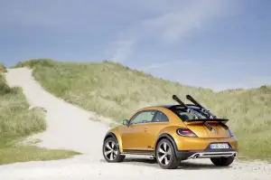 Volkswagen Beetle Dune Concept - Foto ufficiali dinamiche - 12