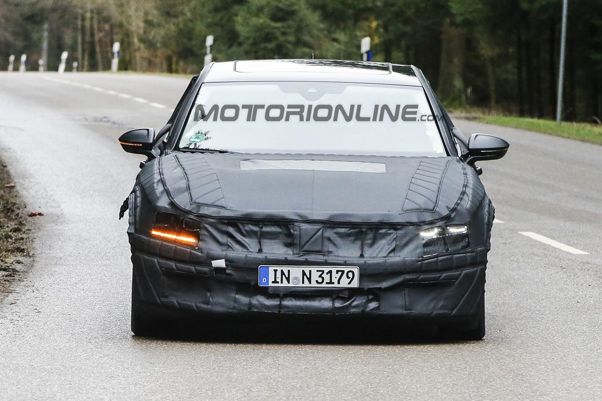 Volkswagen C Coupe GTE - Foto spia 19-02-2016