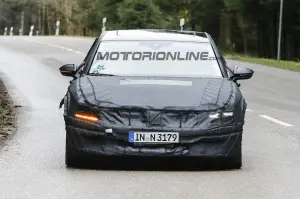 Volkswagen C Coupe GTE - Foto spia 19-02-2016 - 1