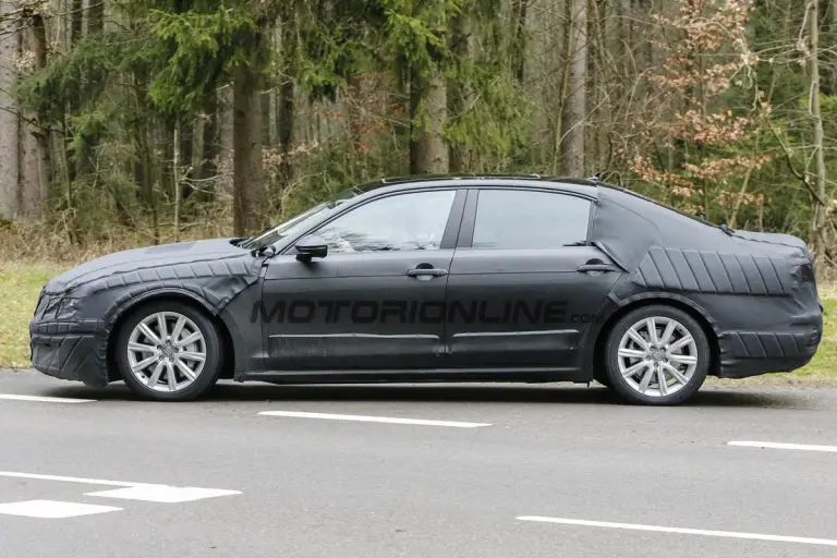 Volkswagen C Coupe GTE - Foto spia 19-02-2016 - 5