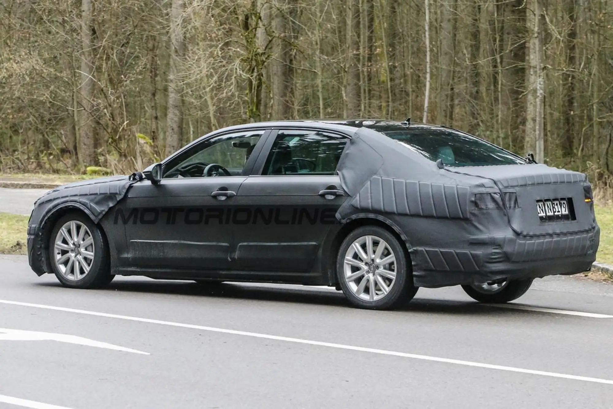 Volkswagen C Coupe GTE - Foto spia 19-02-2016 - 7
