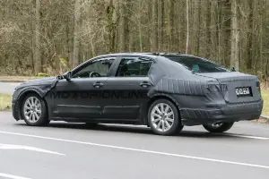 Volkswagen C Coupe GTE - Foto spia 19-02-2016 - 7