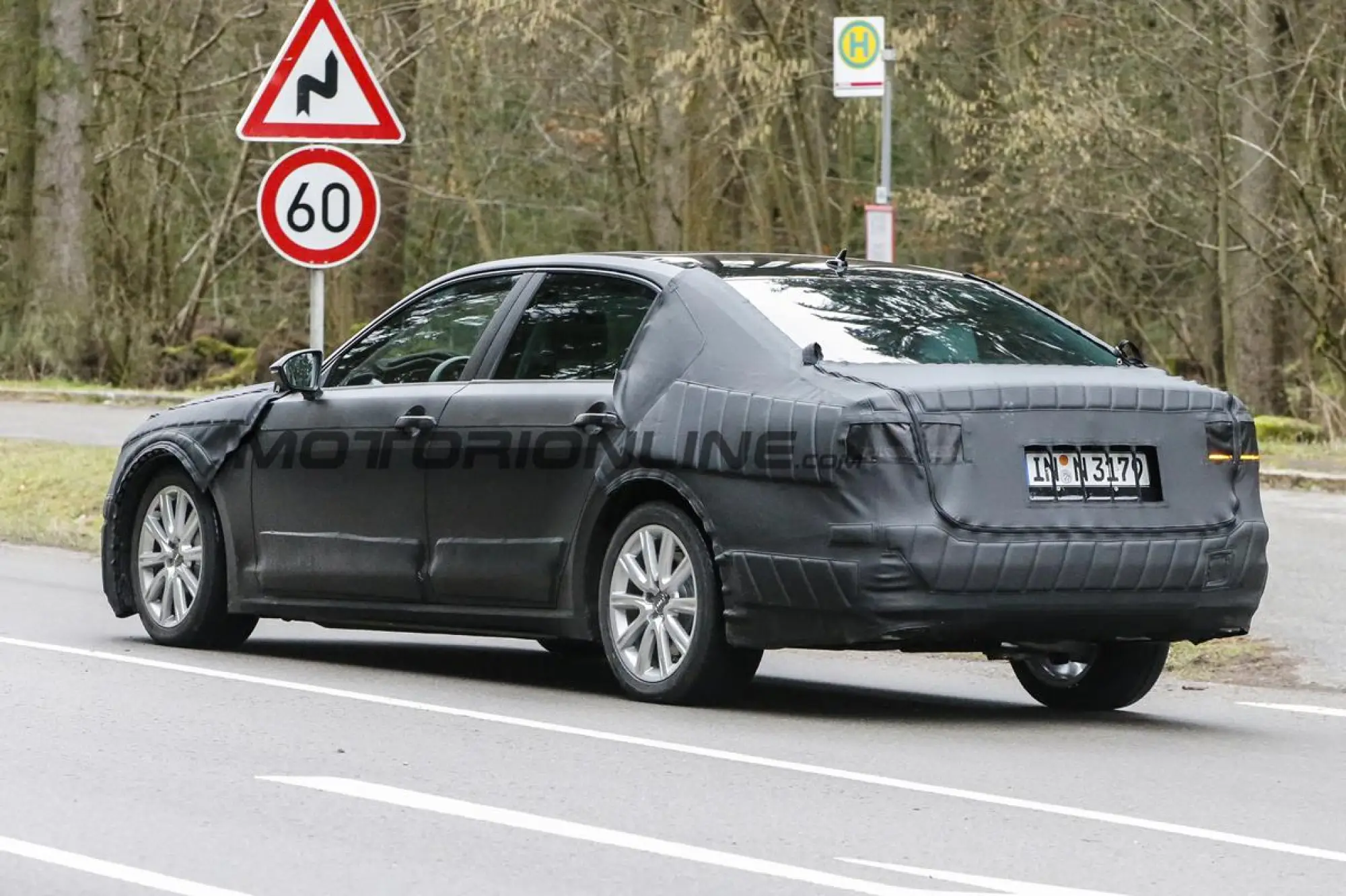 Volkswagen C Coupe GTE - Foto spia 19-02-2016 - 8