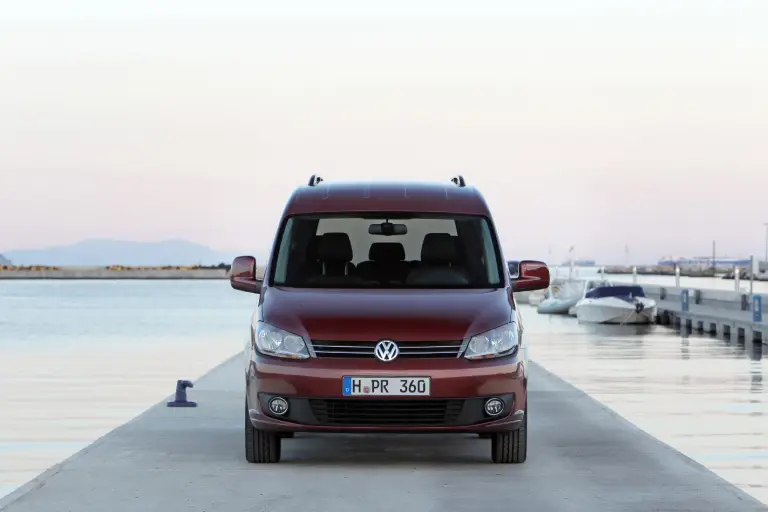 Volkswagen Caddy 2011 (2) - 2