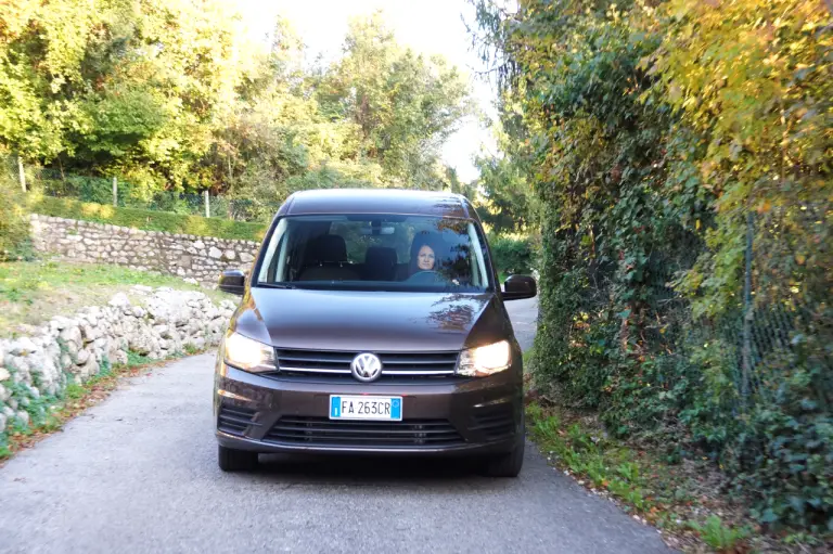 Volkswagen Caddy Maxi Prova su Strada 2016 - 2