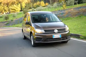 Volkswagen Caddy Maxi Prova su Strada 2016 - 20