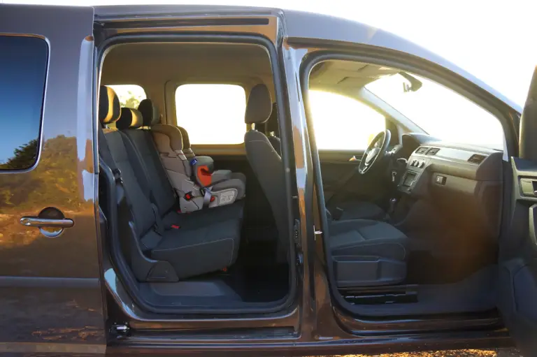 Volkswagen Caddy Maxi Prova su Strada 2016 - 45