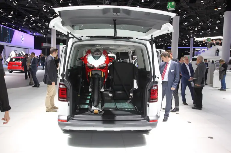 Volkswagen Caravelle - Salone di Francoforte 2015 - 7