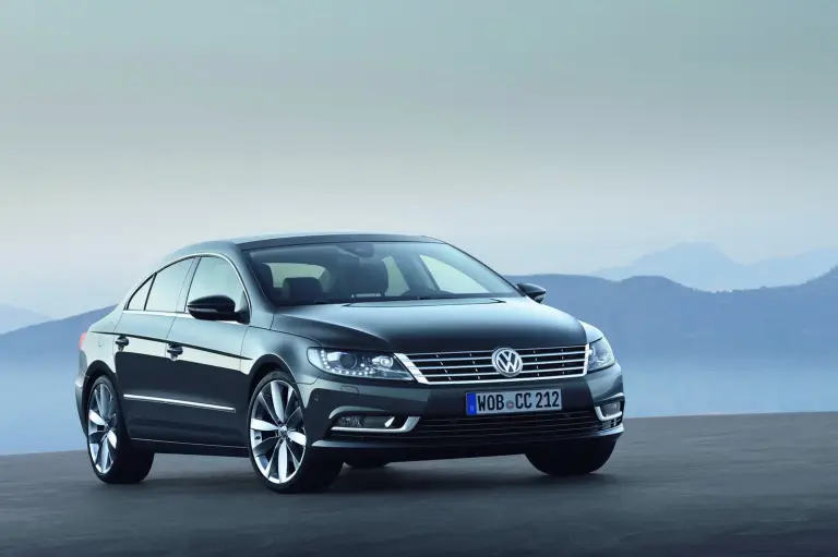 Volkswagen CC 2012 nuove foto ufficiali - 17