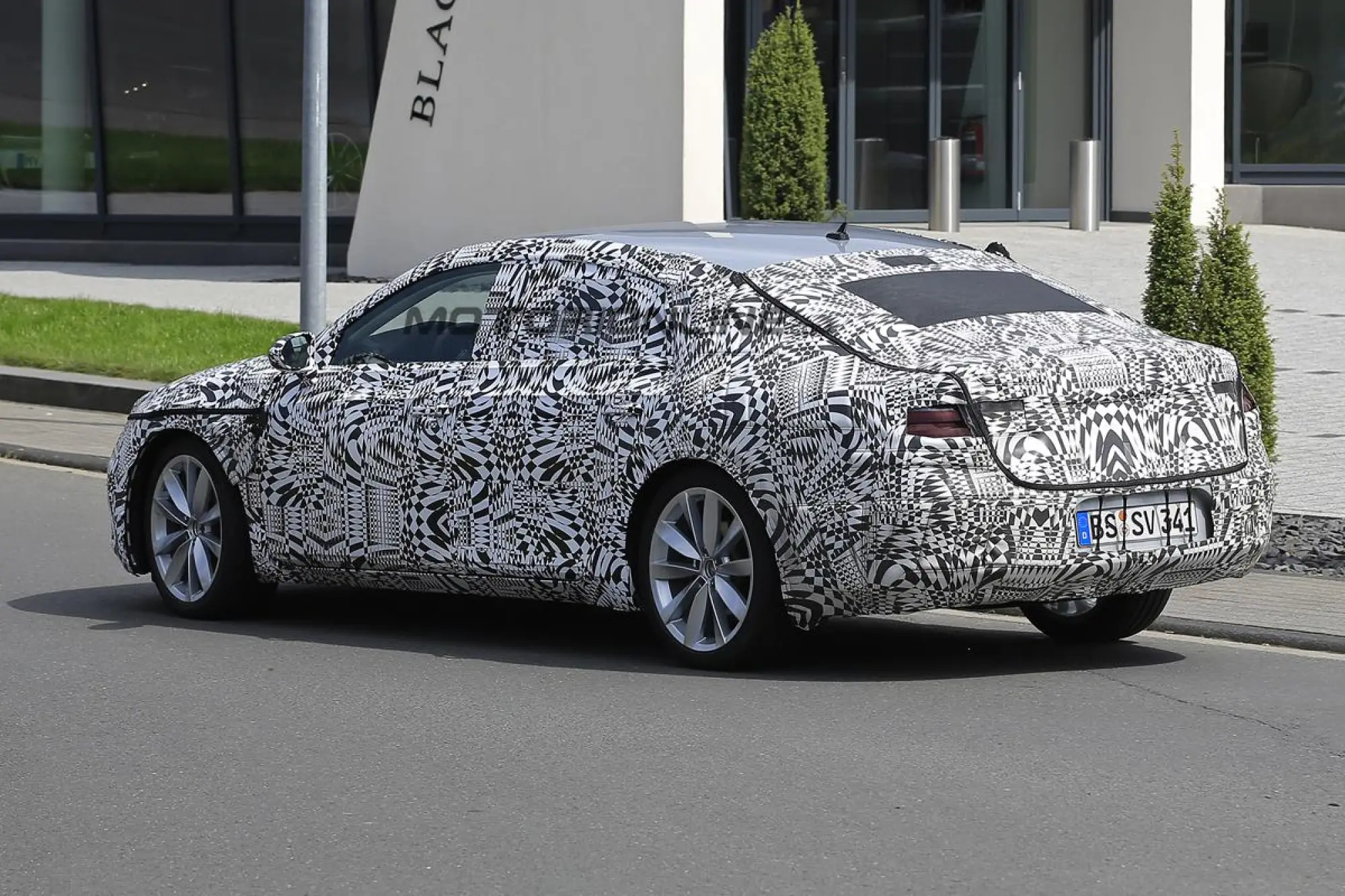 Volkswagen CC MY 2018 - Foto spia 22-08-2016 - 8